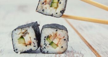 Pourquoi Cuisiner des Recettes à Base d’Algues ? Des sushis réalisés avec des algues séchées