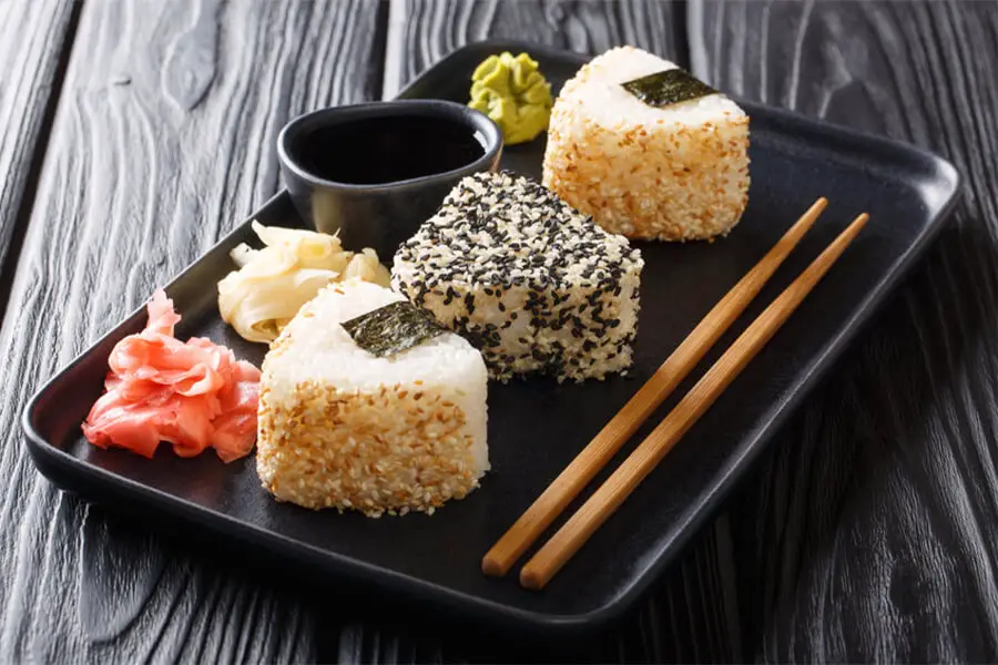 plateau sushi japonais