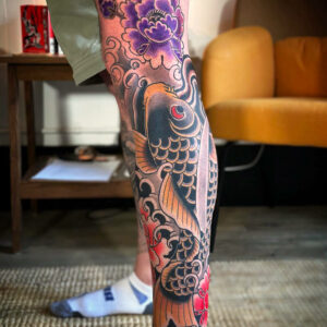 tatouage carpe koi fleur de lotus